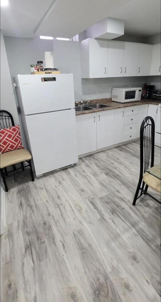 Elegant & Luxurious 3 Bedroom Home Місісаґа Екстер'єр фото